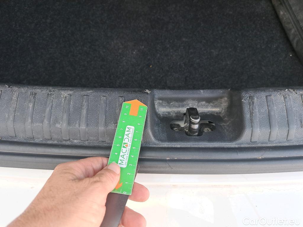  Skoda  Fabia SKODA  / 2021 / 5P / berlina con portón 1.0 TSI 70kW (95CV) Ambition (AC2) #22