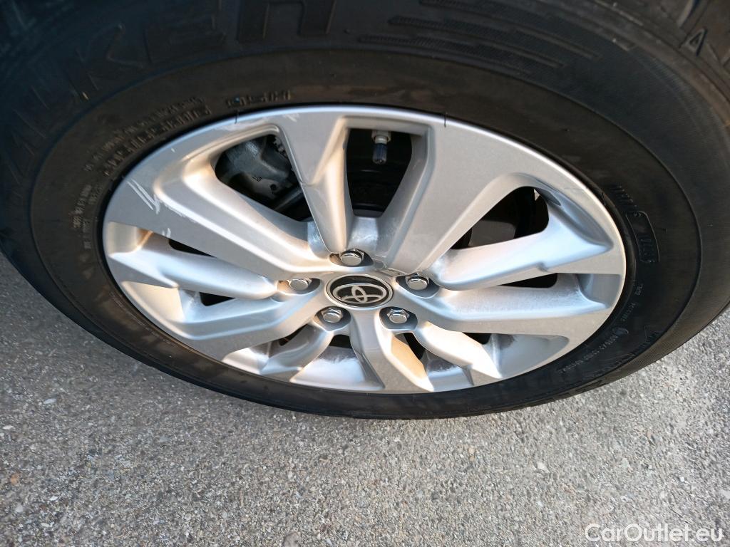  Toyota  Yaris Cross TOYOTA  / 2021 / 5P / todoterreno 1.5 120H Business Plus #9