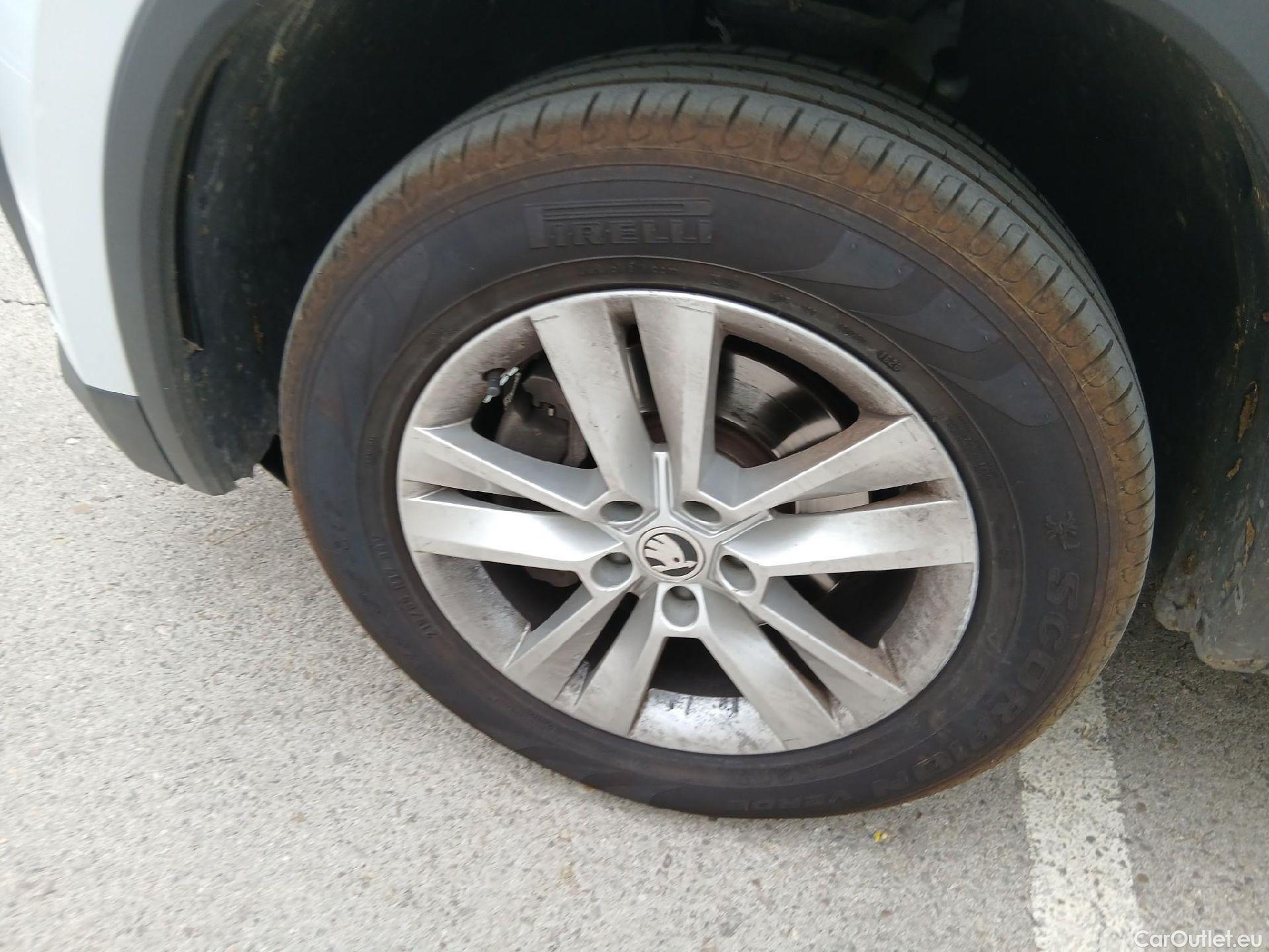  Skoda  Kodiaq SKODA  / 2021 / 5P / todoterreno 2.0 TDI 110KW (150cv) DSG 4x4 Ambition #21