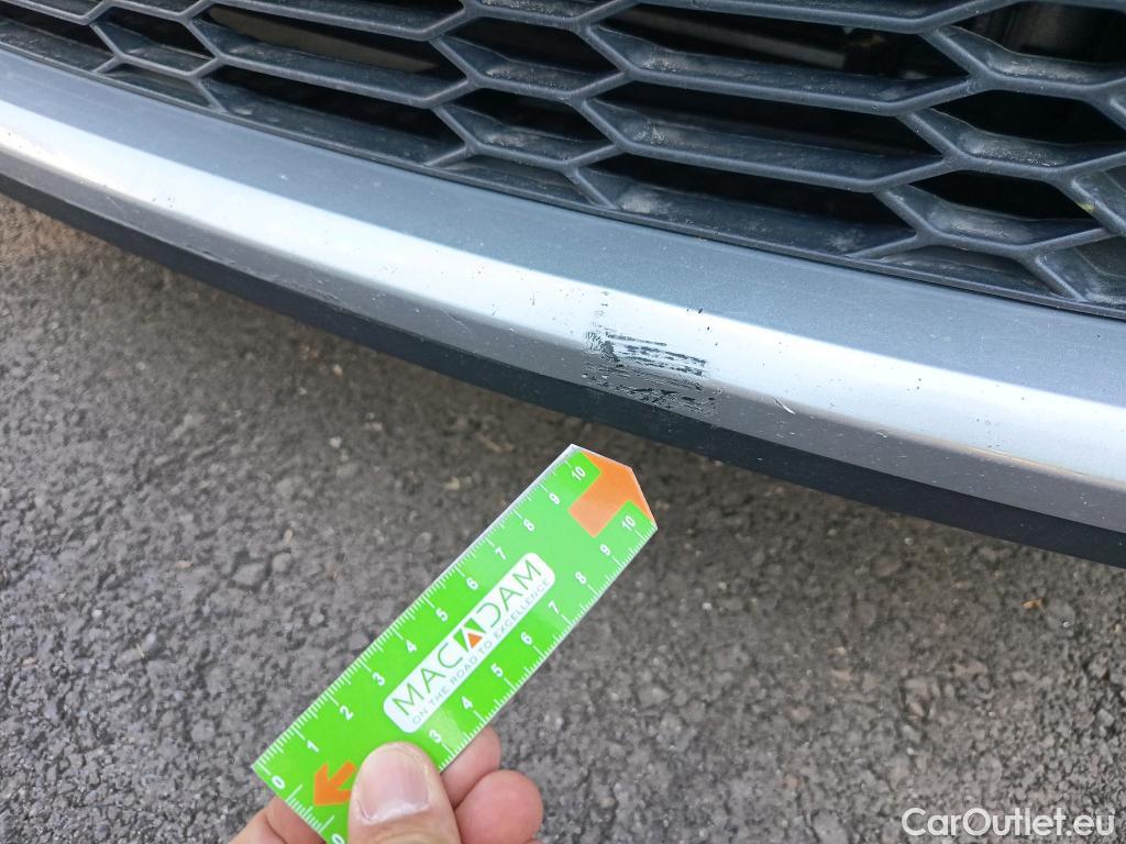  Toyota  C-HR TOYOTA  / 2019 / 5P / todoterreno 2.0 180H Advance #32