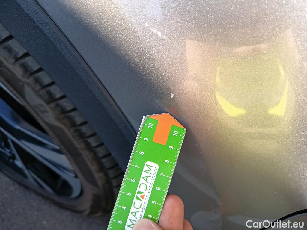  Toyota  C-HR TOYOTA  / 2019 / 5P / todoterreno 2.0 180H Advance #42