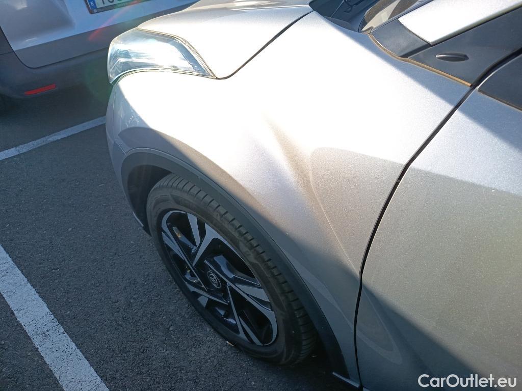  Toyota  C-HR TOYOTA  / 2019 / 5P / todoterreno 2.0 180H Advance #41
