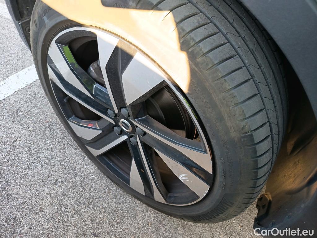  Volvo  XC 40 VOLVO XC40 / 2021 / 5P / todoterreno 2.0 B3 G Plus Dark Auto #10