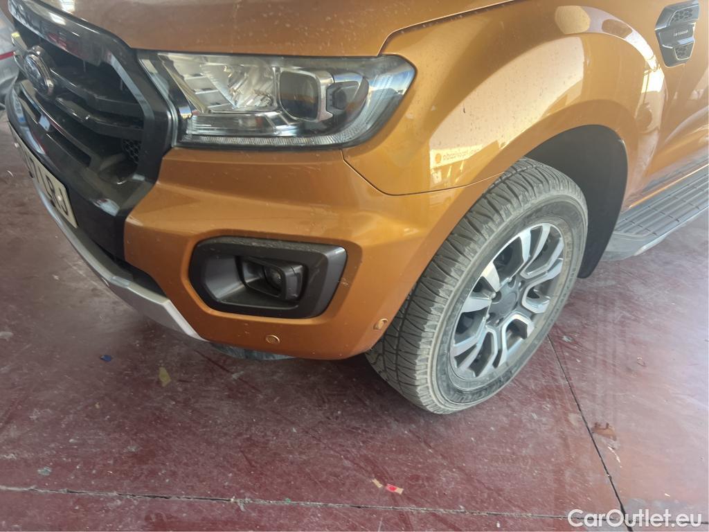  Ford  Ranger FORD  / 2019 / 4P / pickup doble cabina 2.0 Ecobl 157kW 4x4 Dob Cab Wildtrack AT #9