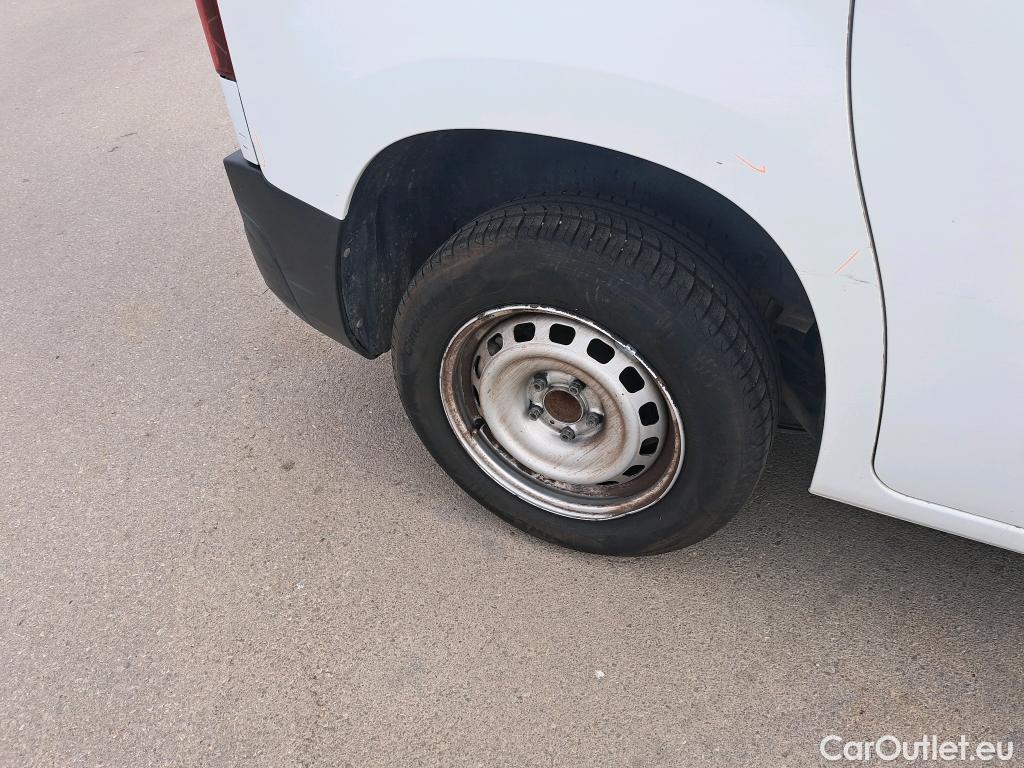  Citroen  Berlingo CITROEN  / 2018 / 3P / furgón derivado de turismo Talla M BlueHDi 73kW CONTROL (AC) #54