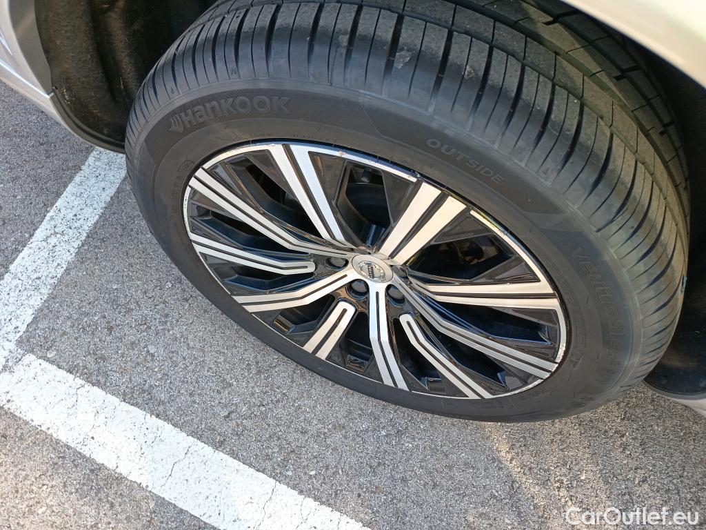  Volvo  XC90 VOLVO  / 2019 / 5P / todoterreno 2.0 T8 AWD Recharge Inscription Auto #9