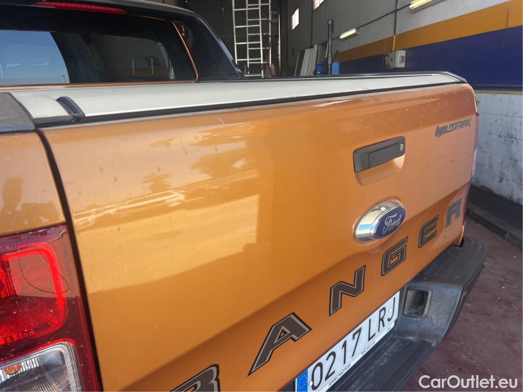  Ford  Ranger FORD  / 2019 / 4P / pickup doble cabina 2.0 Ecobl 157kW 4x4 Dob Cab Wildtrack AT #1