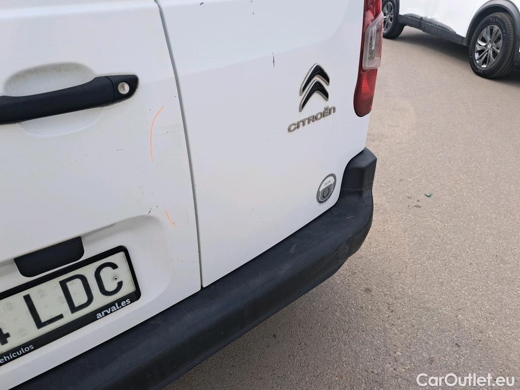  Citroen  Berlingo CITROEN  / 2018 / 3P / furgón derivado de turismo Talla M BlueHDi 73kW CONTROL (AC) #35