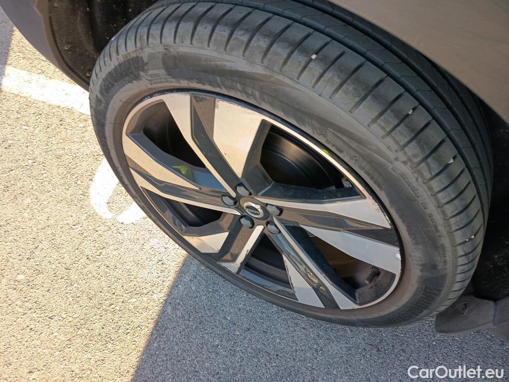  Volvo  XC 40 VOLVO XC40 / 2021 / 5P / todoterreno 2.0 B3 G Plus Dark Auto #6