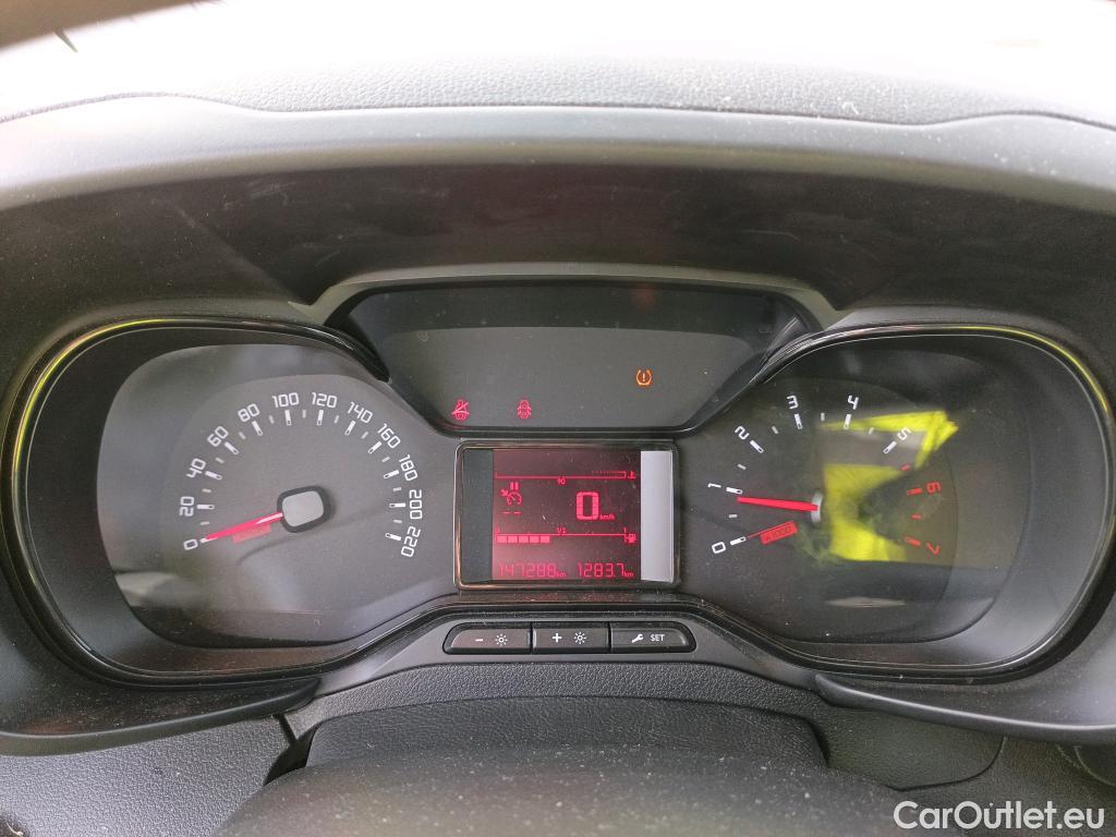  Citroen  Berlingo CITROEN  / 2018 / 4P / furgón derivado de turismo Talla M BlueHDi 100 #27