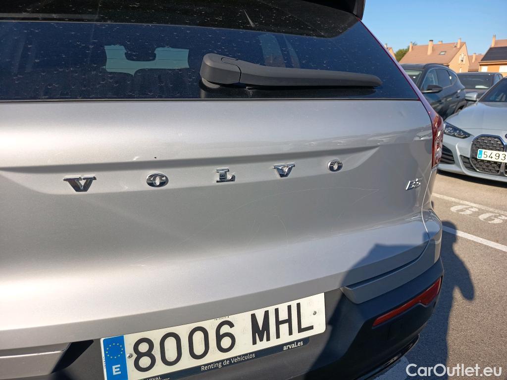  Volvo  XC 40 VOLVO XC40 / 2021 / 5P / todoterreno 2.0 B3 G Plus Dark Auto #3