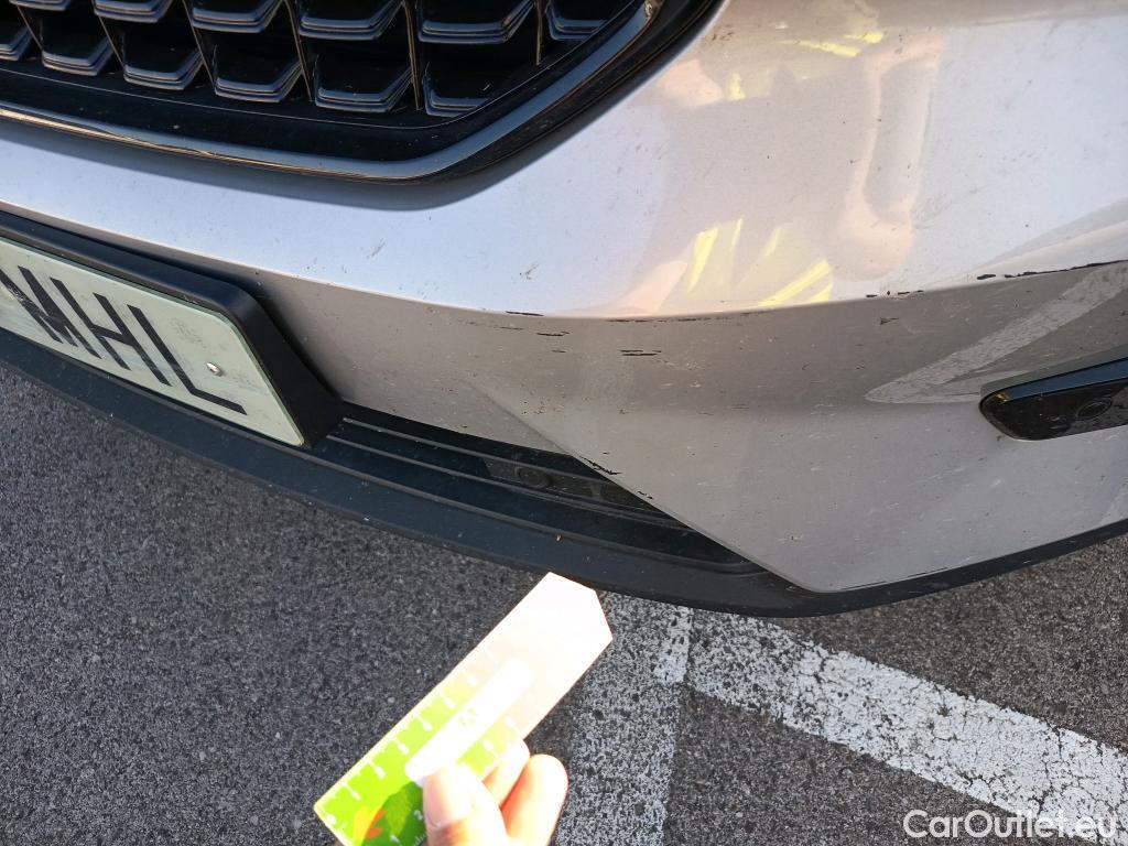  Volvo  XC 40 VOLVO XC40 / 2021 / 5P / todoterreno 2.0 B3 G Plus Dark Auto #33