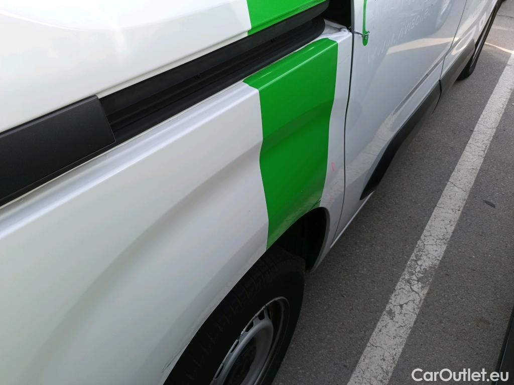  Citroen  Berlingo CITROEN  / 2018 / 4P / furgón derivado de turismo Talla M BlueHDi 100 #3
