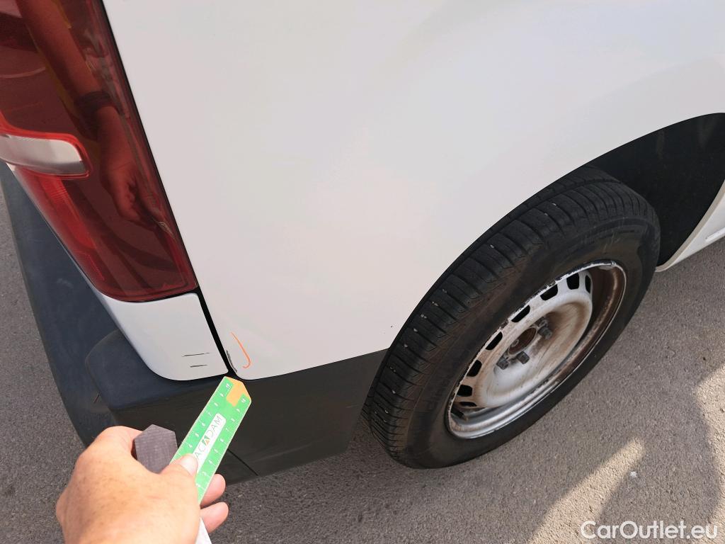  Citroen  Berlingo CITROEN  / 2018 / 3P / furgón derivado de turismo Talla M BlueHDi 73kW CONTROL (AC) #32
