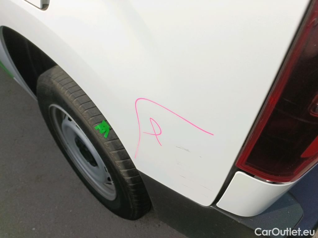  Citroen  Berlingo CITROEN  / 2018 / 4P / furgón derivado de turismo Talla M BlueHDi 100 #2