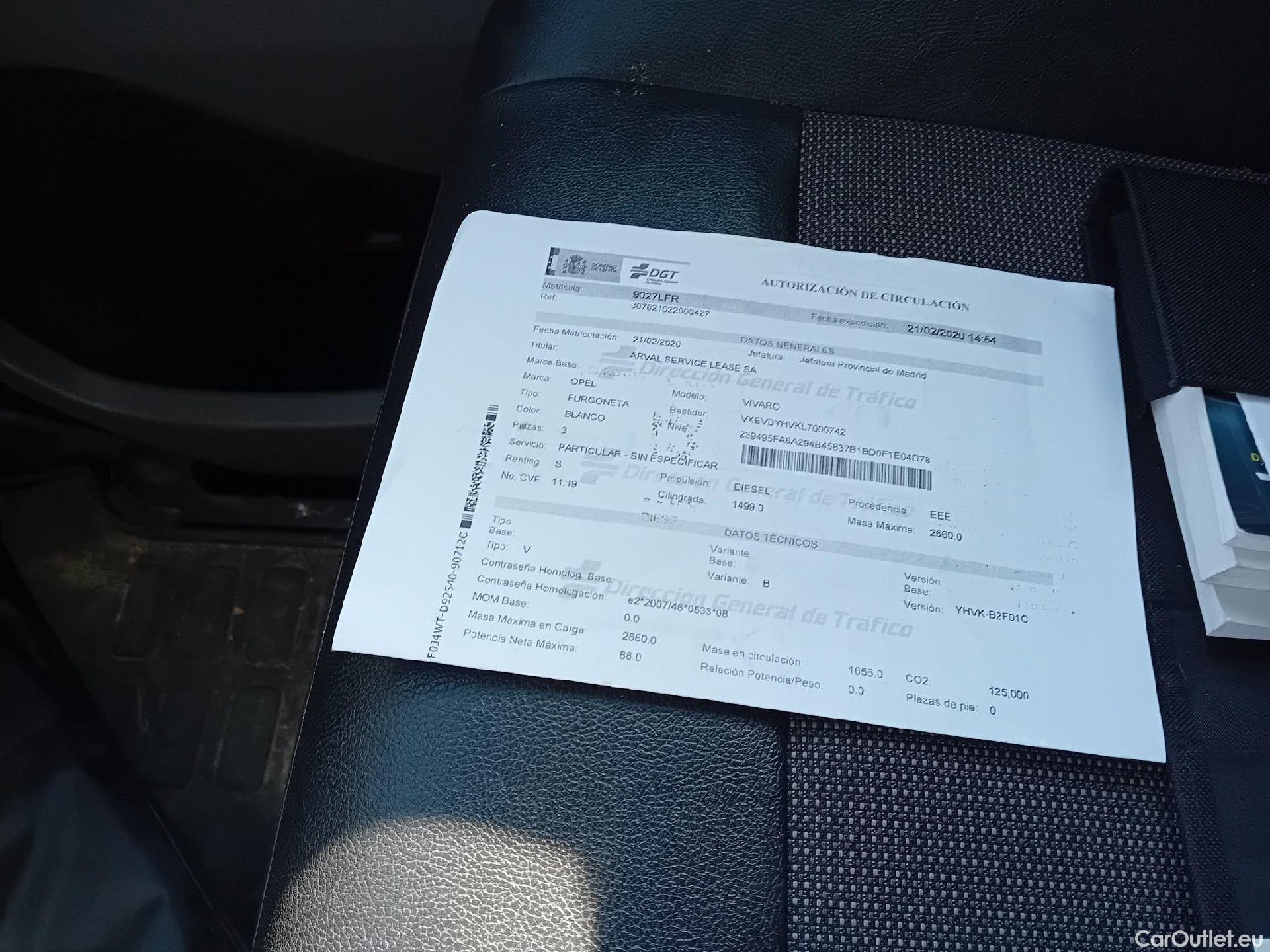  Opel  Vivaro OPEL  / 2019 / 4P / furgón 1.5 Diésel 88kW (120CV) M Std Express #1