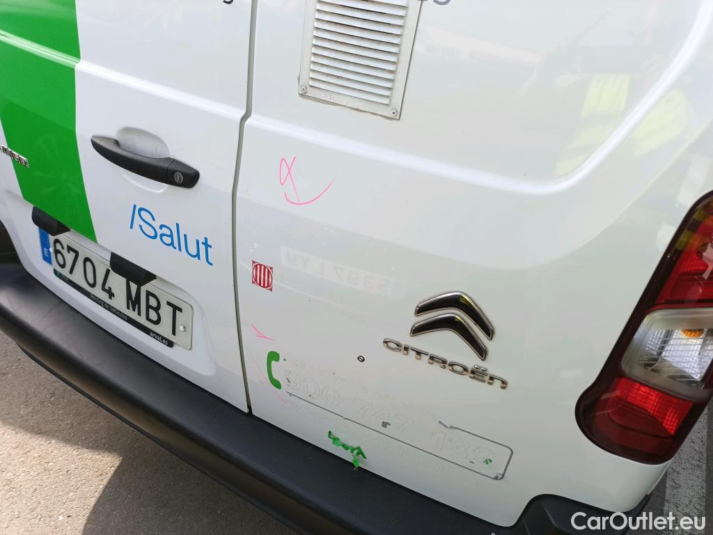  Citroen  Berlingo CITROEN  / 2018 / 4P / furgón derivado de turismo Talla M BlueHDi 100 #6
