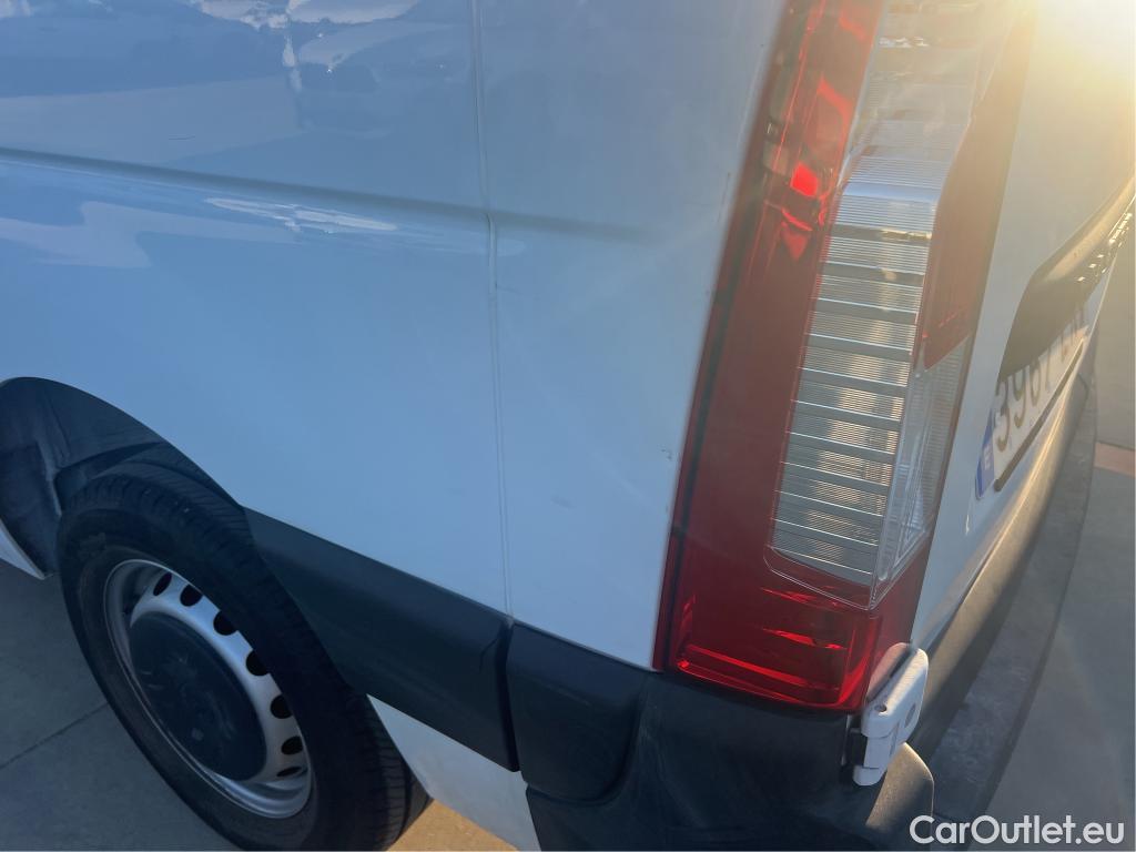  Renault  Master RENAULT  / 2019 / 4P / furgón Furgón T L1H1 2800 Bl dCi 100kW (135CV) #12