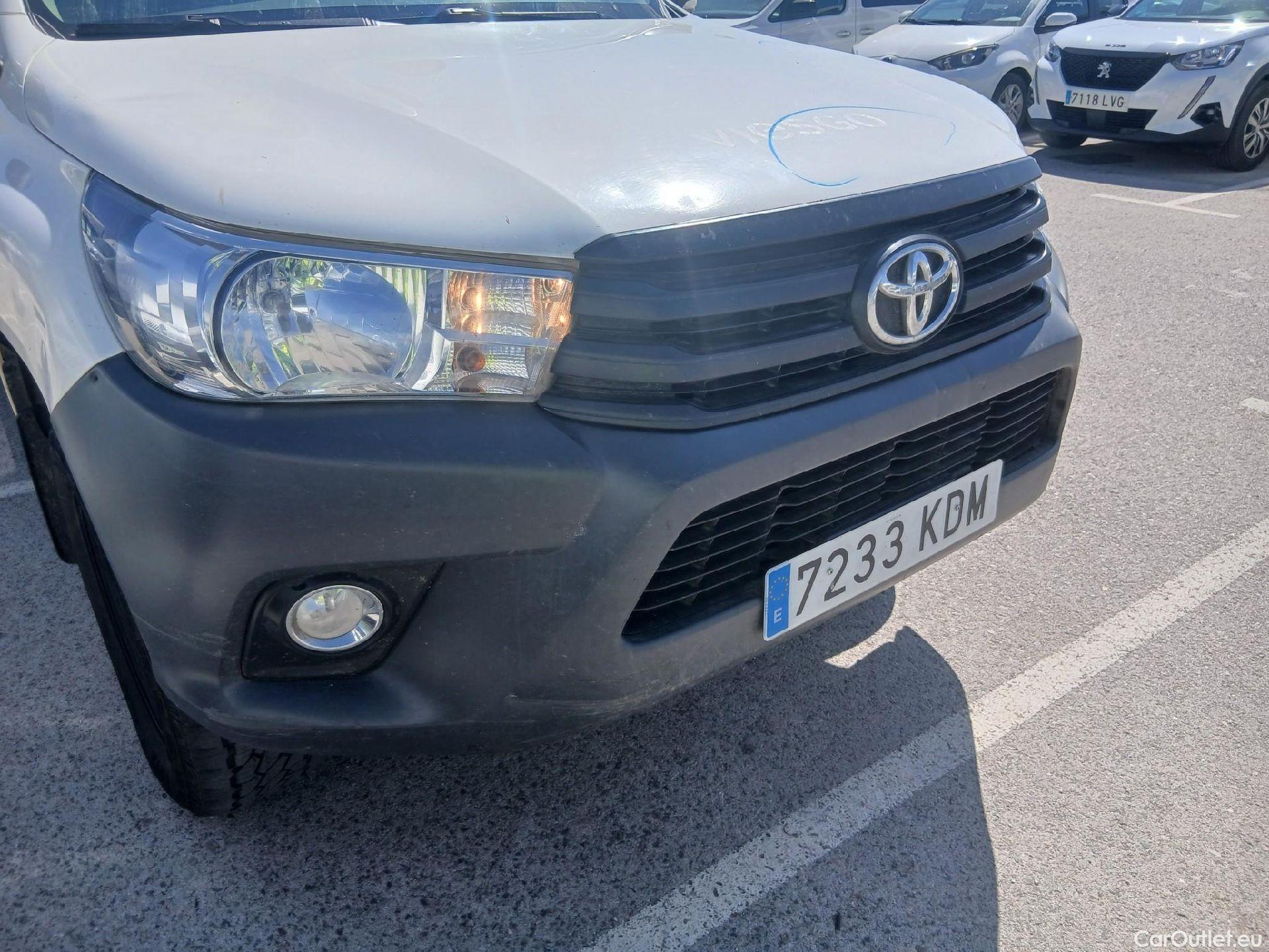  Toyota  Hilux TOYOTA  VU 2p 7G pickup 2.4 D-4D Cabina Extra GX 4x4 #6