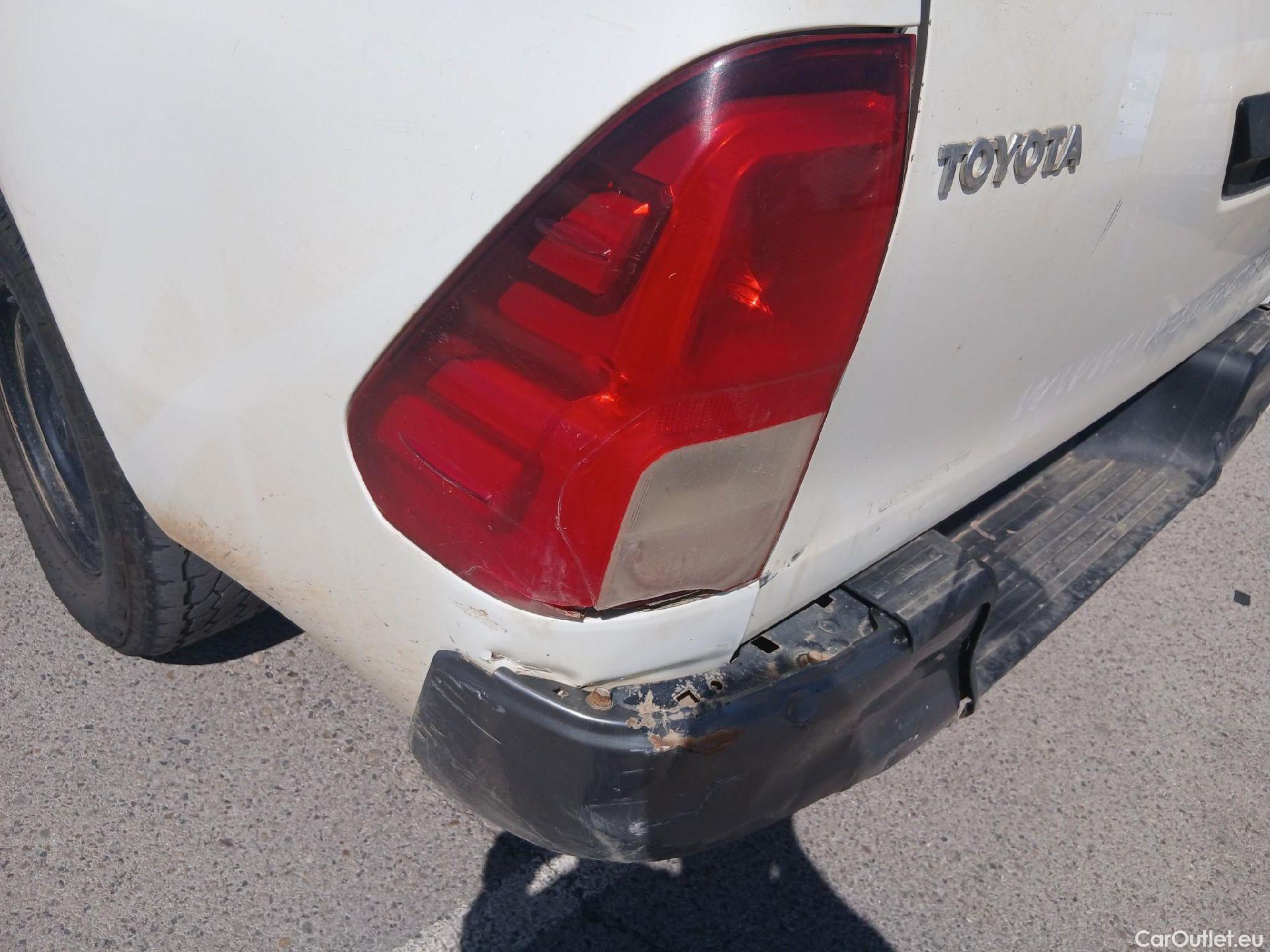  Toyota  Hilux TOYOTA  VU 2p 7G pickup 2.4 D-4D Cabina Extra GX 4x4 #22