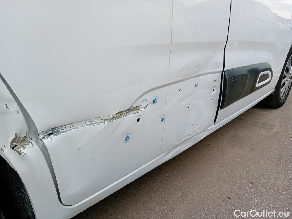  Citroen  Berlingo CITROEN  / 2018 / 5P / monovolumen compacto Talla M BlueHDi 100 S&S FEEL #13