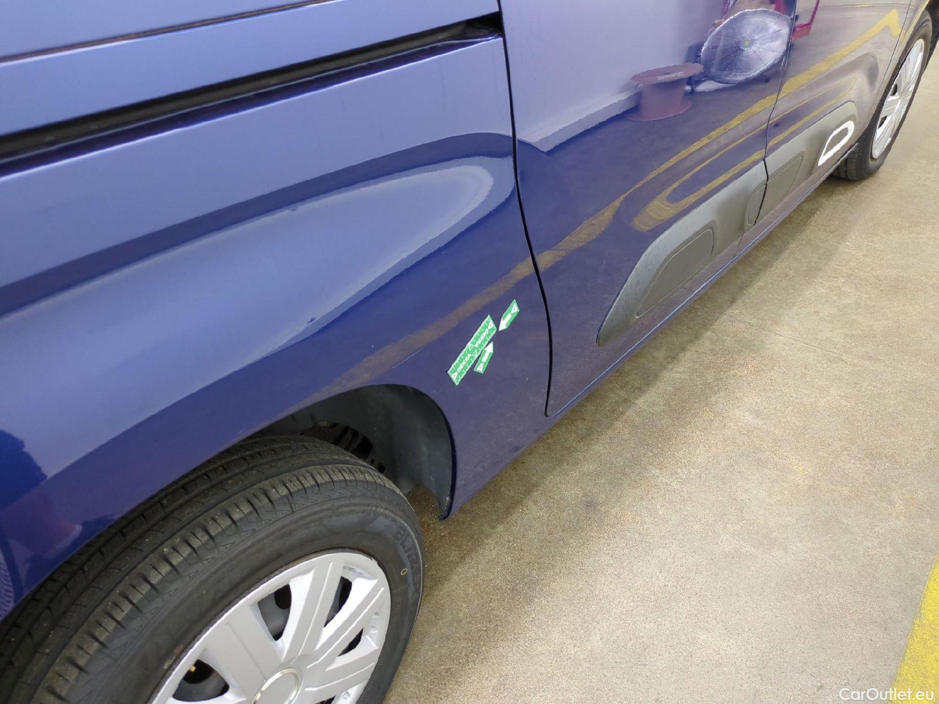 Citroen  Berlingo CITROEN  5p Monospace (MPV) Taille XL BlueHDi 100 BVM Feel #20