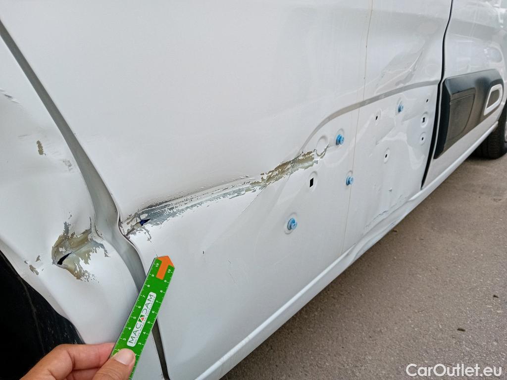  Citroen  Berlingo CITROEN  / 2018 / 5P / monovolumen compacto Talla M BlueHDi 100 S&S FEEL #2