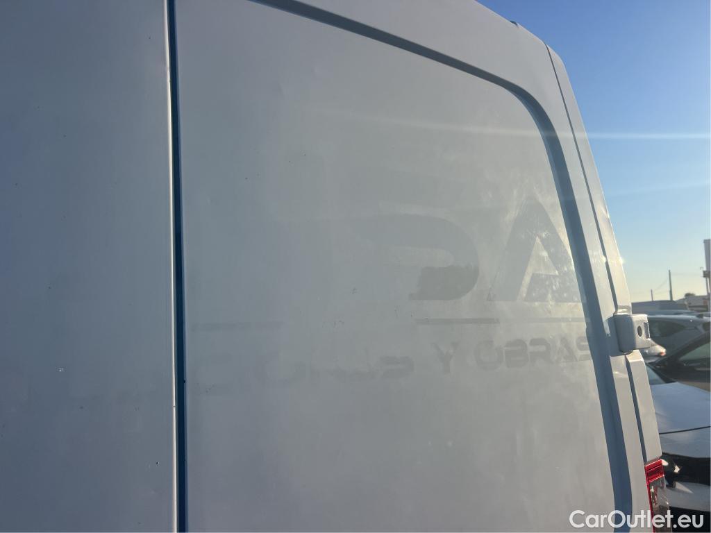  Renault  Master RENAULT  / 2019 / 4P / furgón Furgón T L1H1 2800 Bl dCi 100kW (135CV) #23