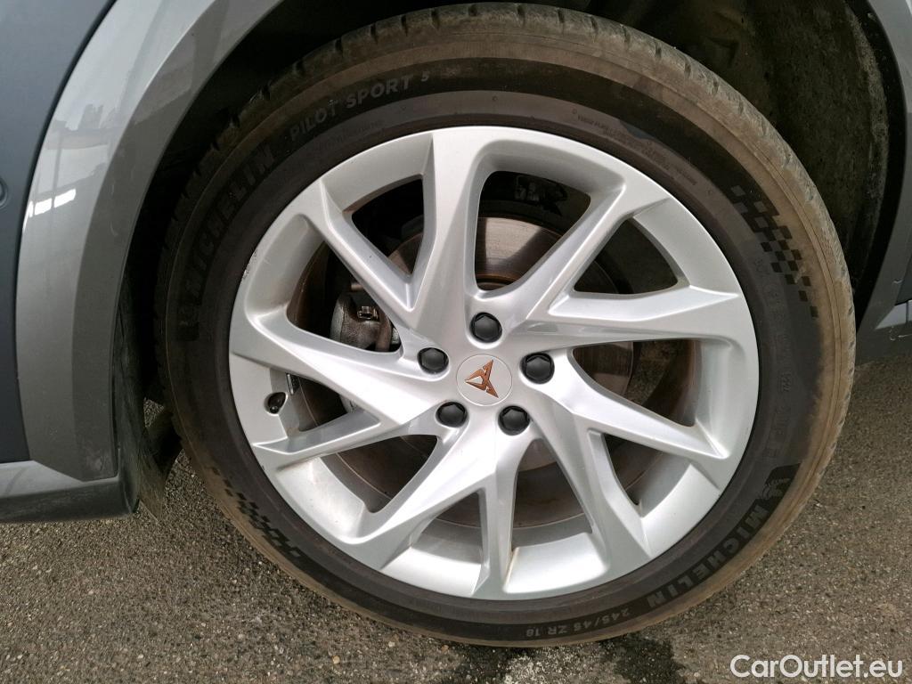  Cupra  Formentor CUPRA  / 2020 / 5P / SUV 1.4 e-HYBRID 204ch DSG6 Business Edition #38