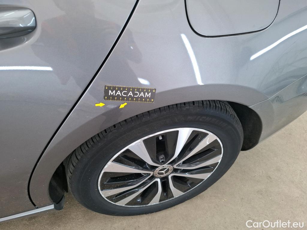  Mercedes  A-Klasse MERCEDES-BENZ Classe A Berline / 2018 / 4P / Berline A 180 d Business Line 8G-DCT #1