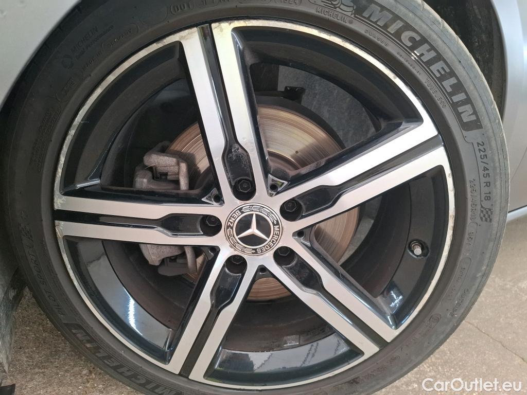  Mercedes  CLA-Klasse MERCEDES-BENZ CLA Shooting Brake / 2019 / 5P / Break CLA 200 d Business Line BA8 #12