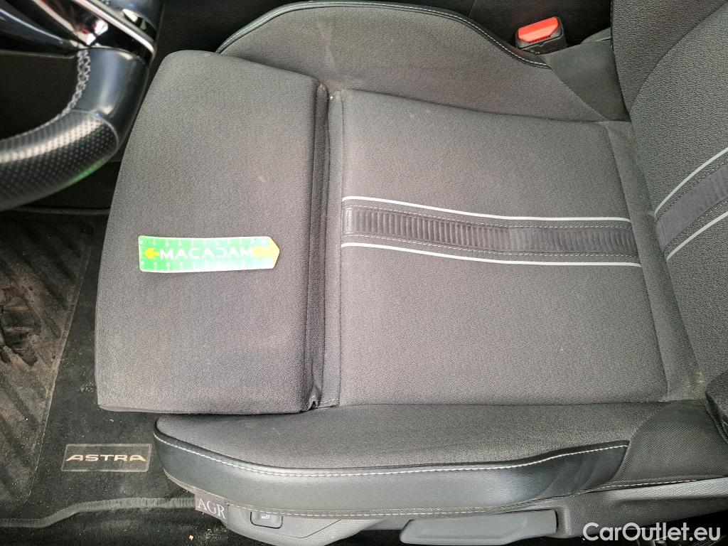  Opel  Astra  Sports Tourer GS 1.5 130CV BVA8 6E #32