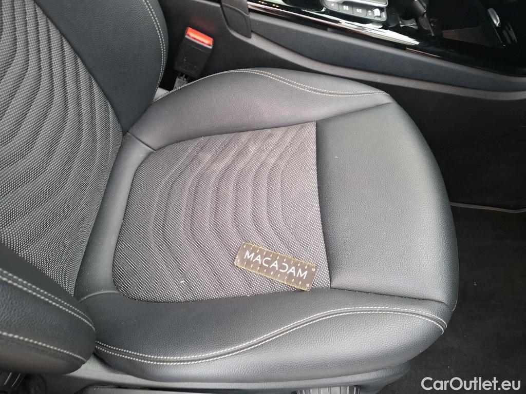  Mercedes  A-Klasse MERCEDES-BENZ Classe A Berline / 2018 / 4P / Berline A 180 d Business Line 8G-DCT #42