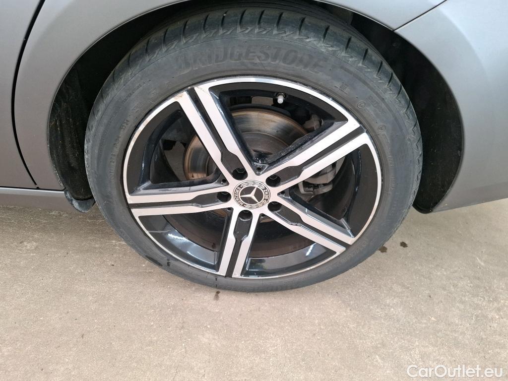  Mercedes  CLA-Klasse MERCEDES-BENZ CLA Shooting Brake / 2019 / 5P / Break CLA 200 d Business Line BA8 #18