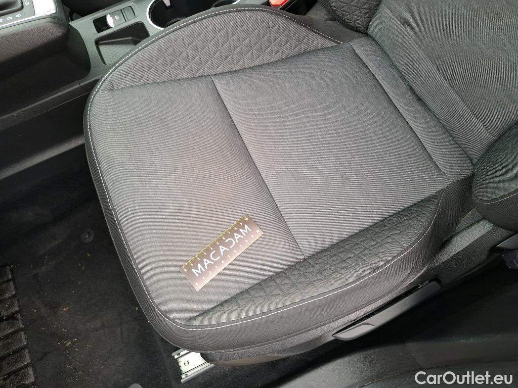  Renault  Captur RENAULT  / 2019 / 5P / SUV Business E-Tech hybride rechargeable 160 #2