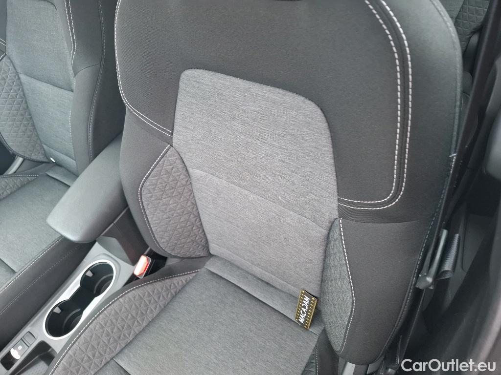  Renault  Captur RENAULT  / 2019 / 5P / SUV Business E-Tech hybride rechargeable 160 #3