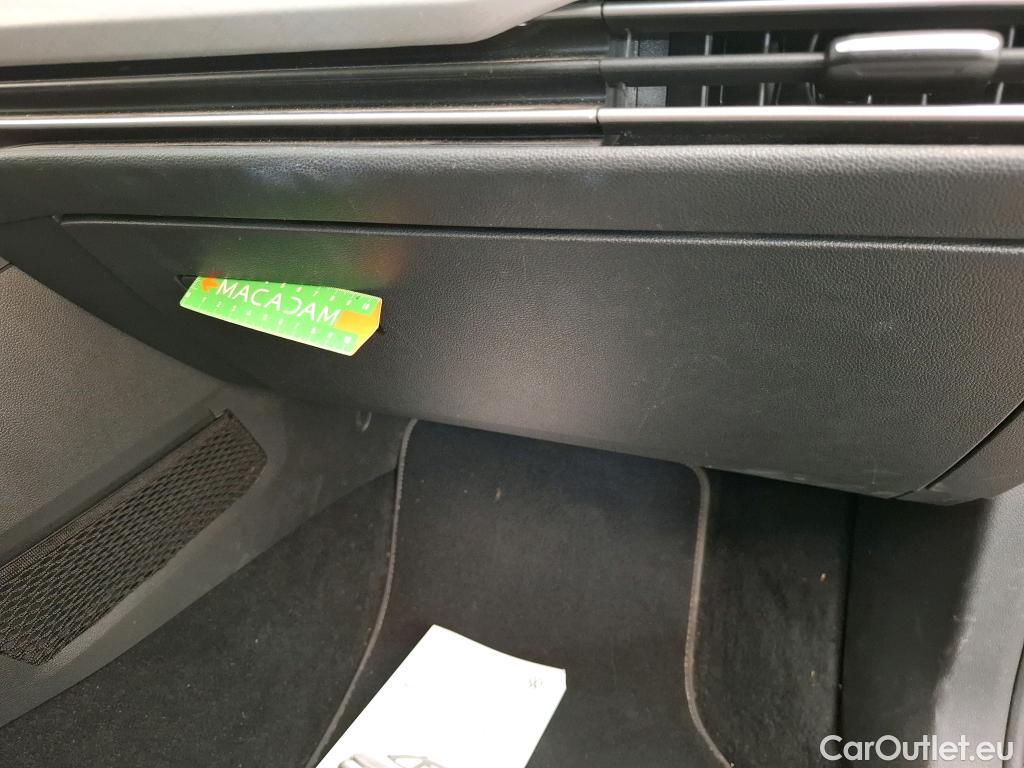  Volkswagen  Golf  VOLKSWAGEN SW / 2020 / 5P / Break 2.0 TDI SCR 150 DSG7 Life Business #12