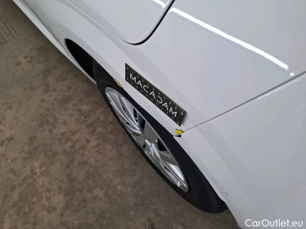 Peugeot  208  Premium 1.5 HDi 100CV BVM6 E6d #14