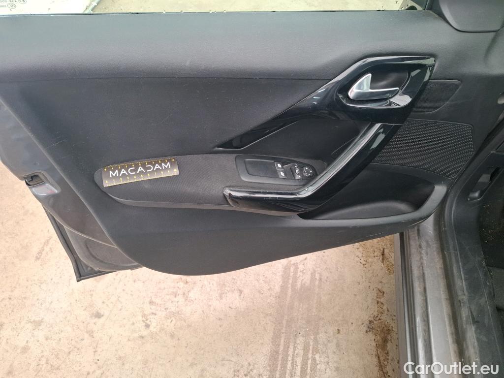  Peugeot  208  Affaire Premium Pack 1.5 HDi 100CV BVM5 E6dT #33