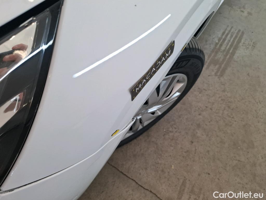  Peugeot  208  Premium 1.5 HDi 100CV BVM6 E6d #9
