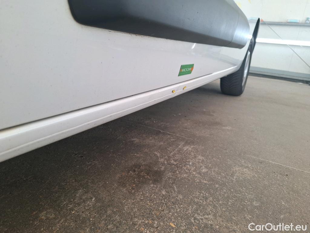  Citroen  Berlingo  Fourgon Club XL 950 1.5 BlueHDi 100CV BVM5 E6dT #5