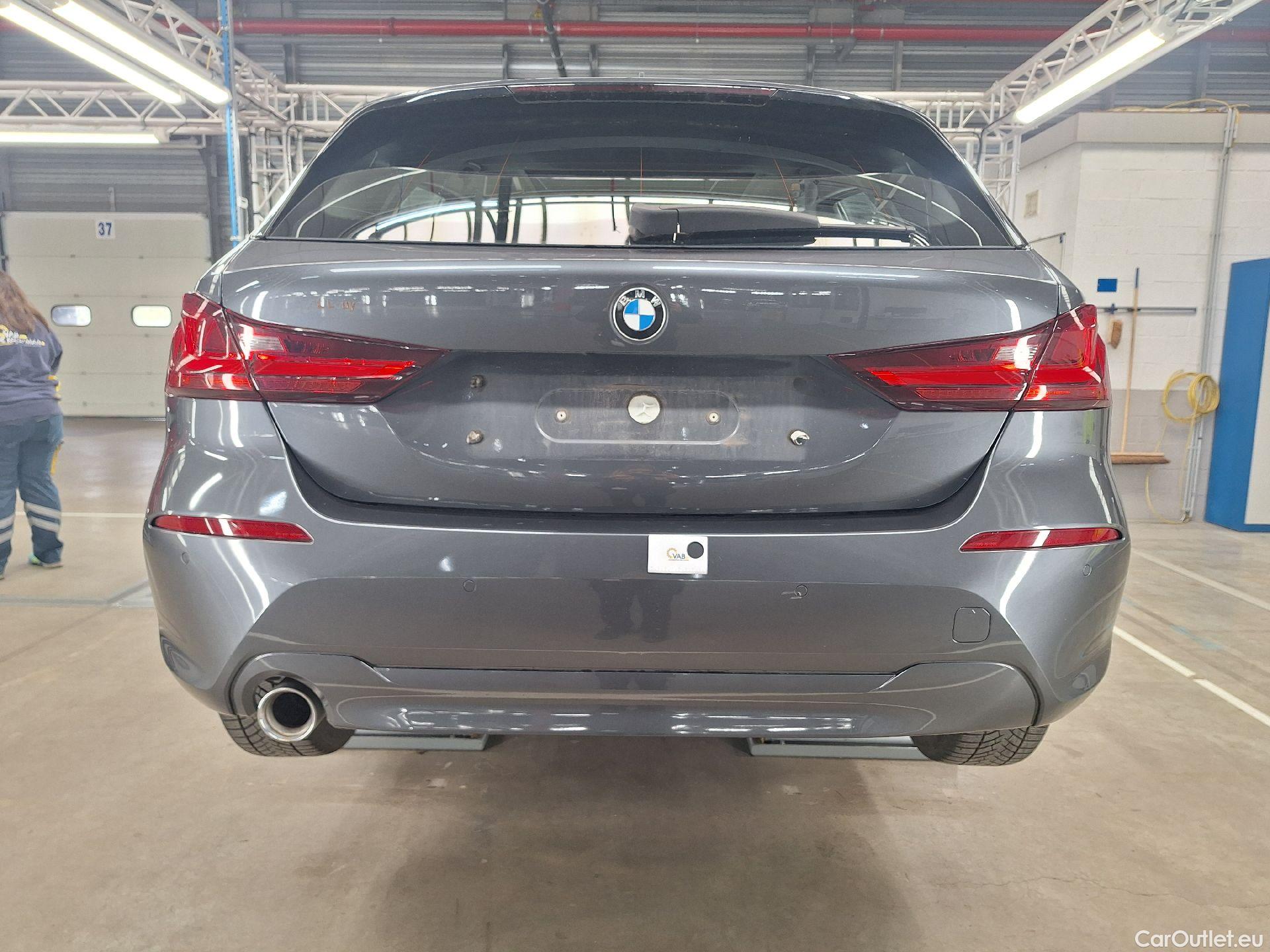  Bmw  Serie 1 BMW, 1-serie '19, BMW 1 Reeks Hatch 116dA (85 kW) 5d #46