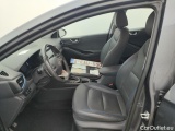  Hyundai   Ioniq Hyundai 1.6 Plug-in Hybride Executive 5d #3