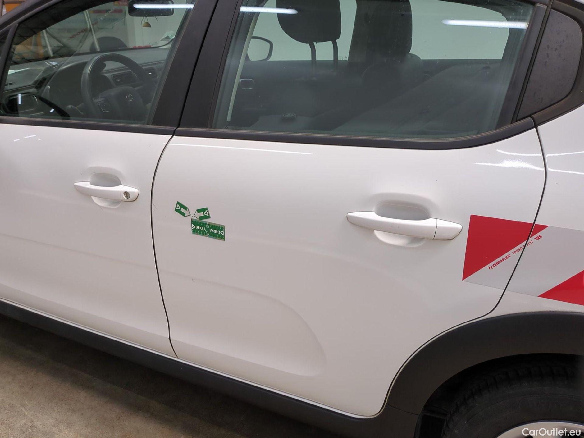  Citroen  C3  Société Feel 1.5 BlueHDI 100CV BVM6 E6d #12