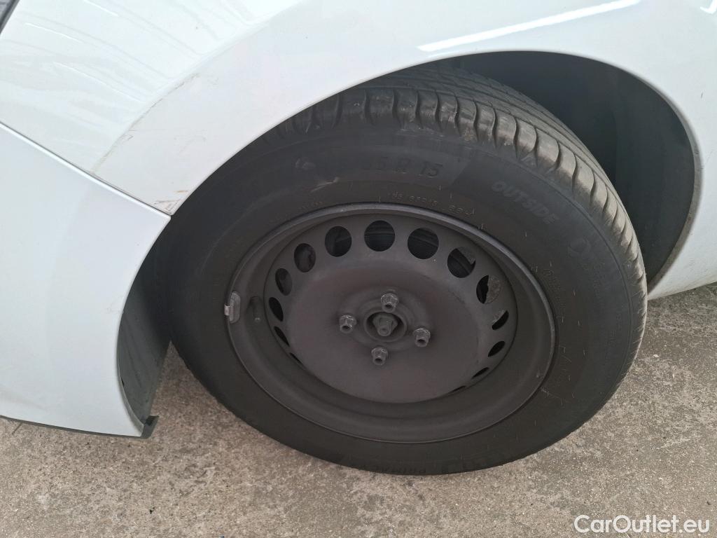  Renault  Clio  IV Air 1.5 dCi 75CV BVM5 E6 #41