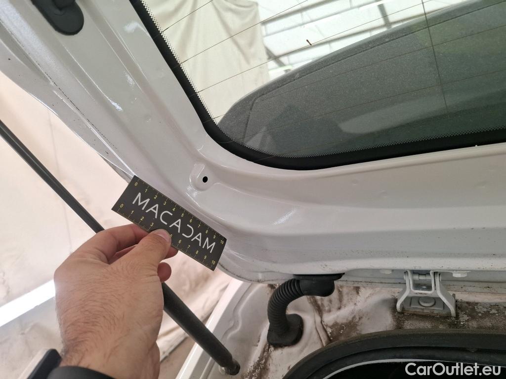  Peugeot  208  Premium 1.5 HDi 100CV BVM6 E6d #76