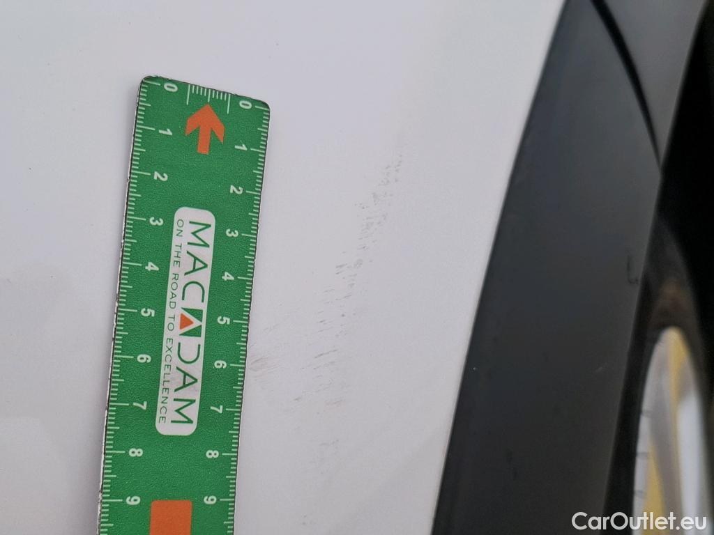  Citroen  C3  Société Feel Nav 1.2 PureTech 80CV BVM5 E6d #23