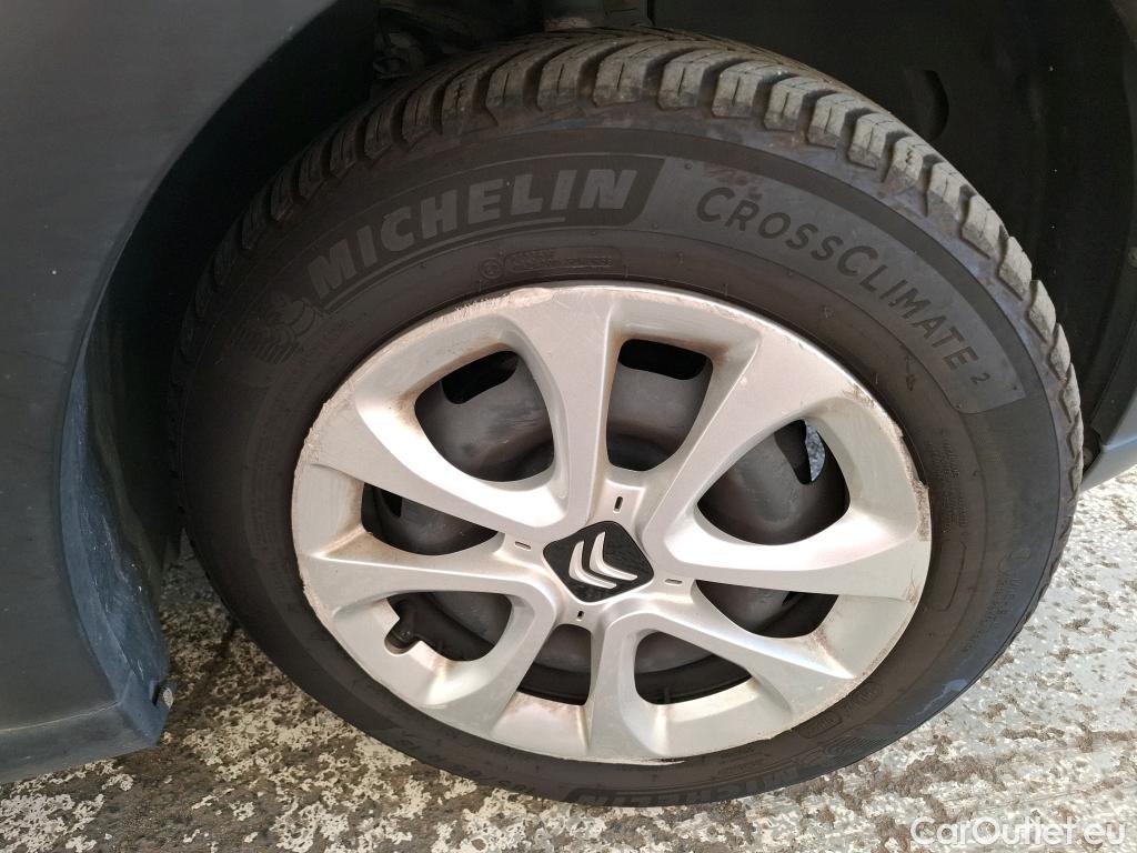  Citroen  C3  Société Feel 1.5 BlueHDI 100CV BVM6 E6dT #2