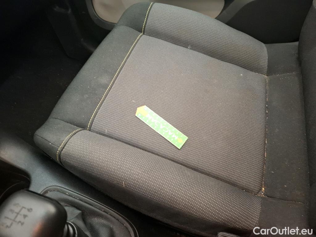  Citroen  C3  Société Feel 1.5 BlueHDI 100CV BVM6 E6dT #25