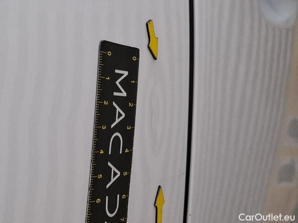 Citroen  C3  Société Feel Nav 1.2 PureTech 80CV BVM5 E6d #7